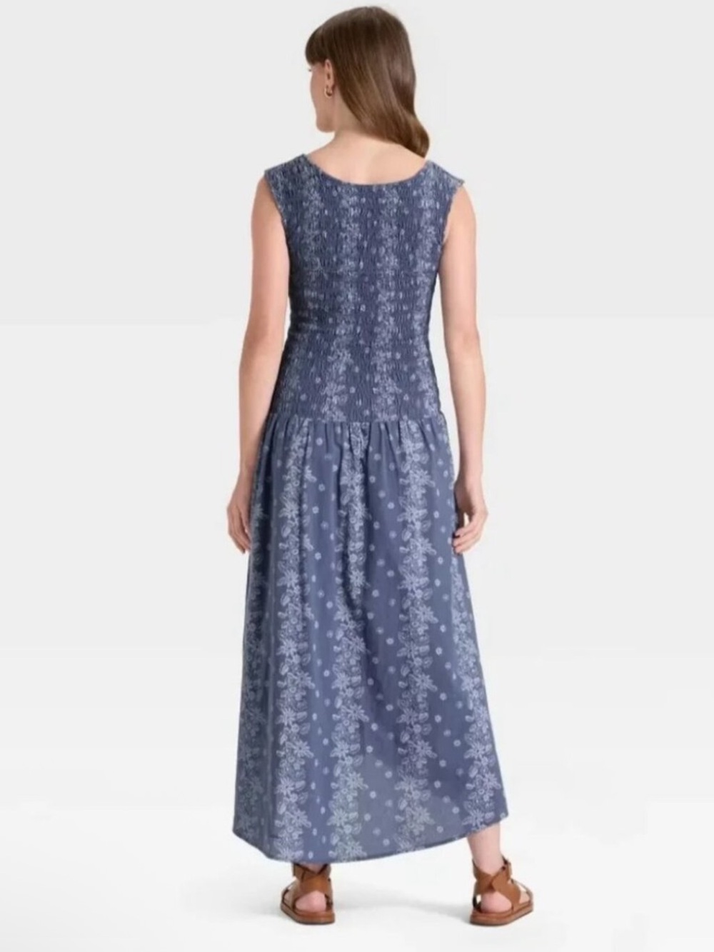 NEW Universal Thread Smocked A-Line Ruched Midi Dress Blue Floral 100% Cotton - Picture 4 of 6